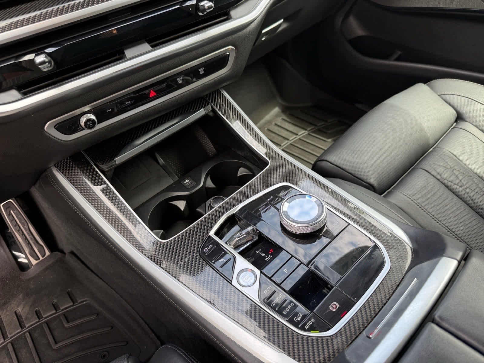 Used 2024 Nardo Grey BMW M60i image 22