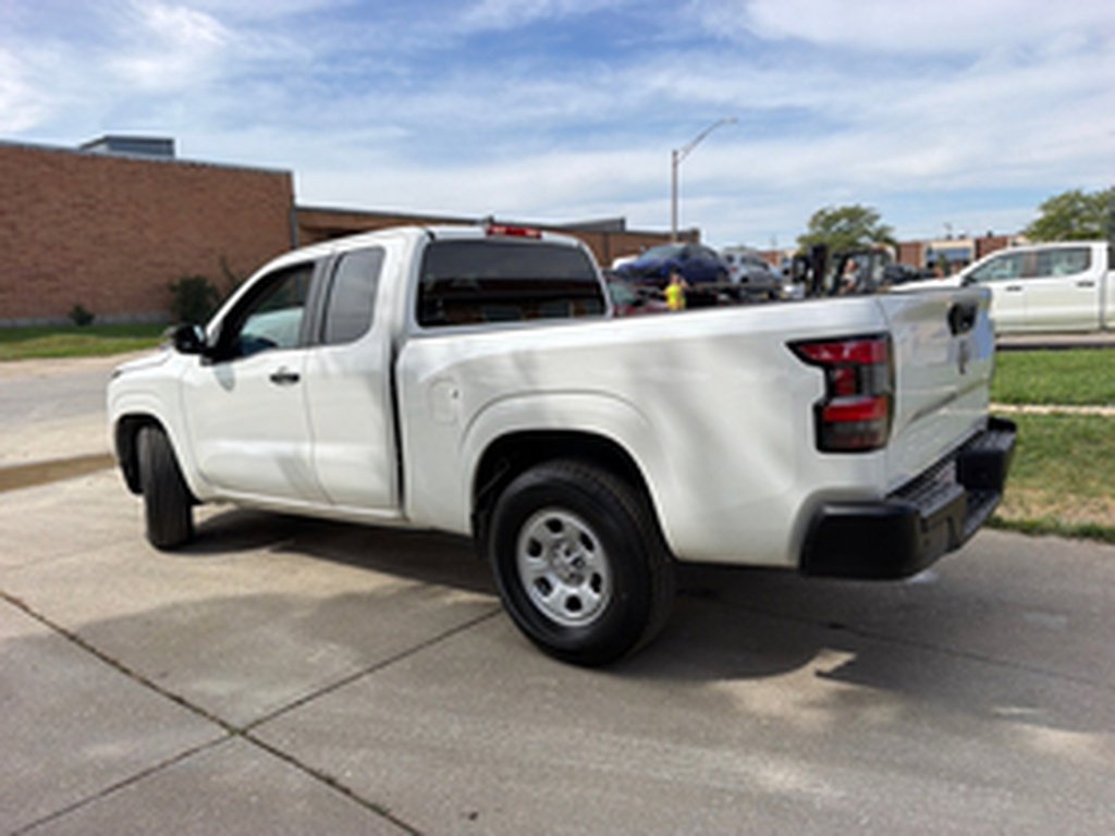Used 2024 Glacier White Nissan S image 47