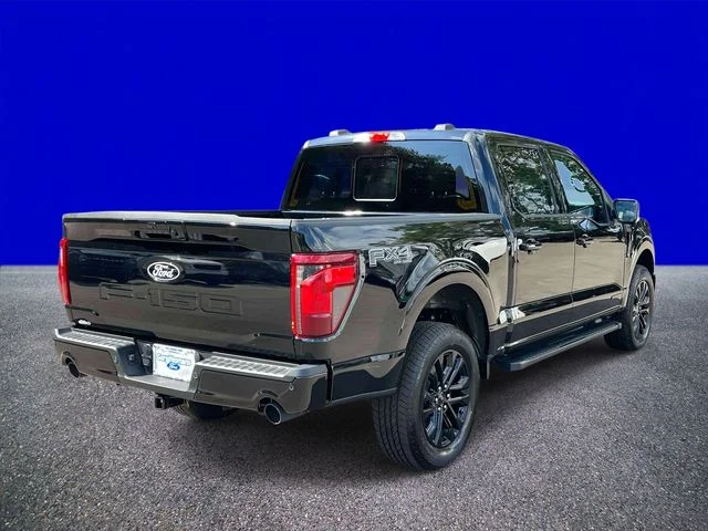 New 2026 Agate Black Metallic Ford XLT image 3