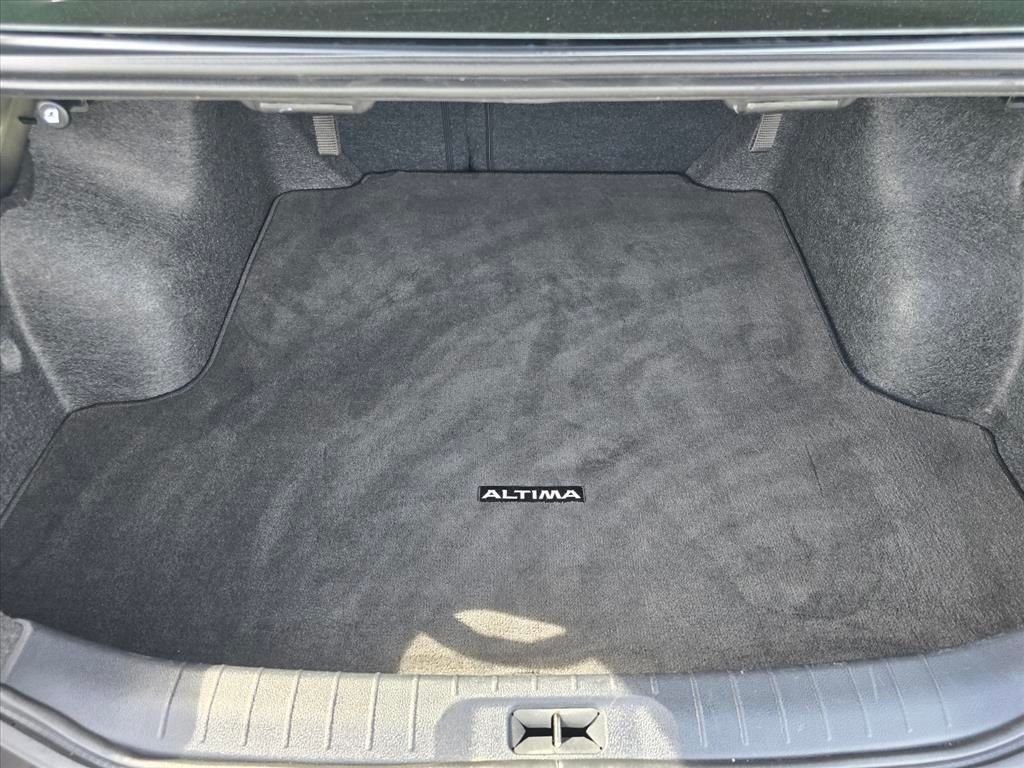 Used 2025 Black Nissan 2.5 SV image 26