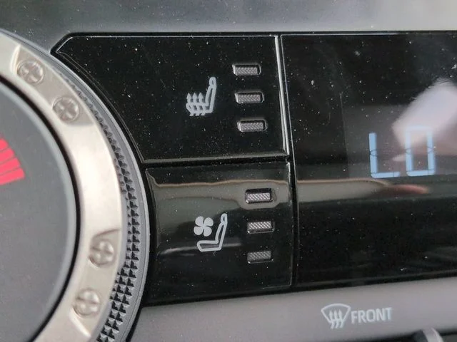 Certified Used 2025  Toyota TRD Sport Premium image 22
