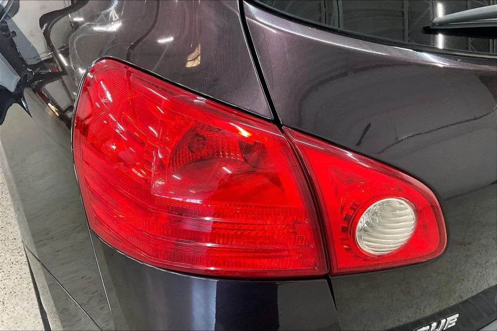 Used 2011 Black Nissan SV image 30