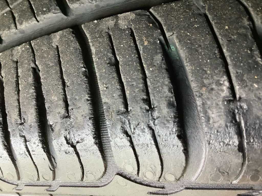 Used 2018 Gray Toyota LE image 22