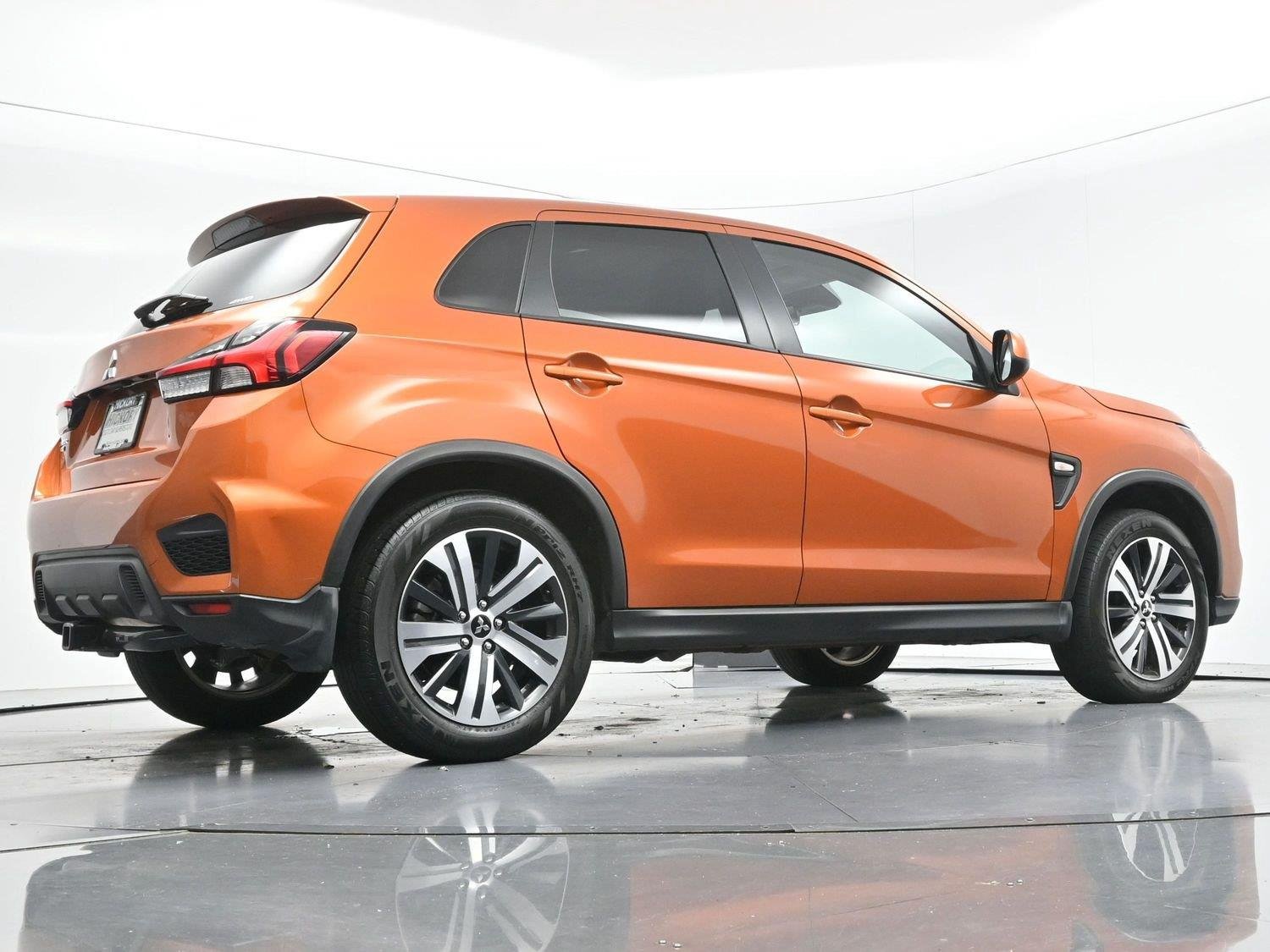 Used 2024 Sunshine Orange Metallic Mitsubishi ES image 47