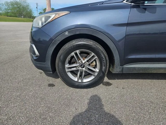 Used 2018 Blue Hyundai 2.4L image 26