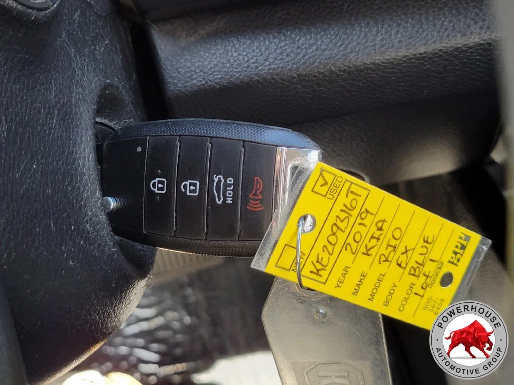 Used 2019 Blue Kia S image 34