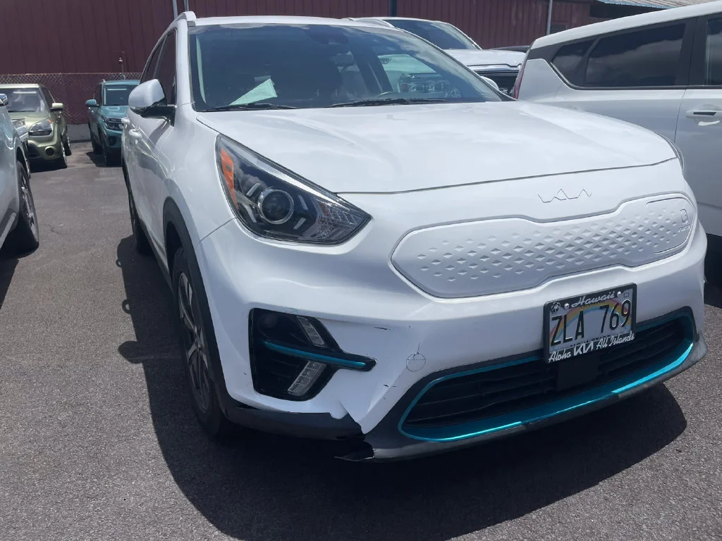 Used 2022 Blue Kia EX Premium image 3