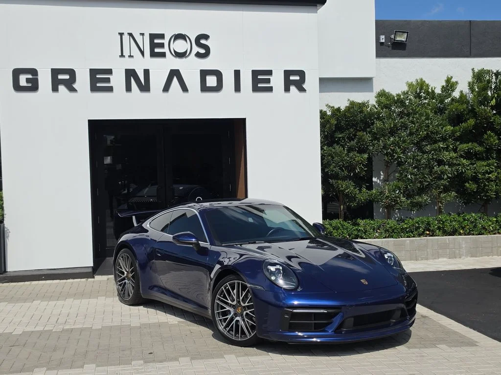 Used 2022 Blue Porsche Carrera image 2