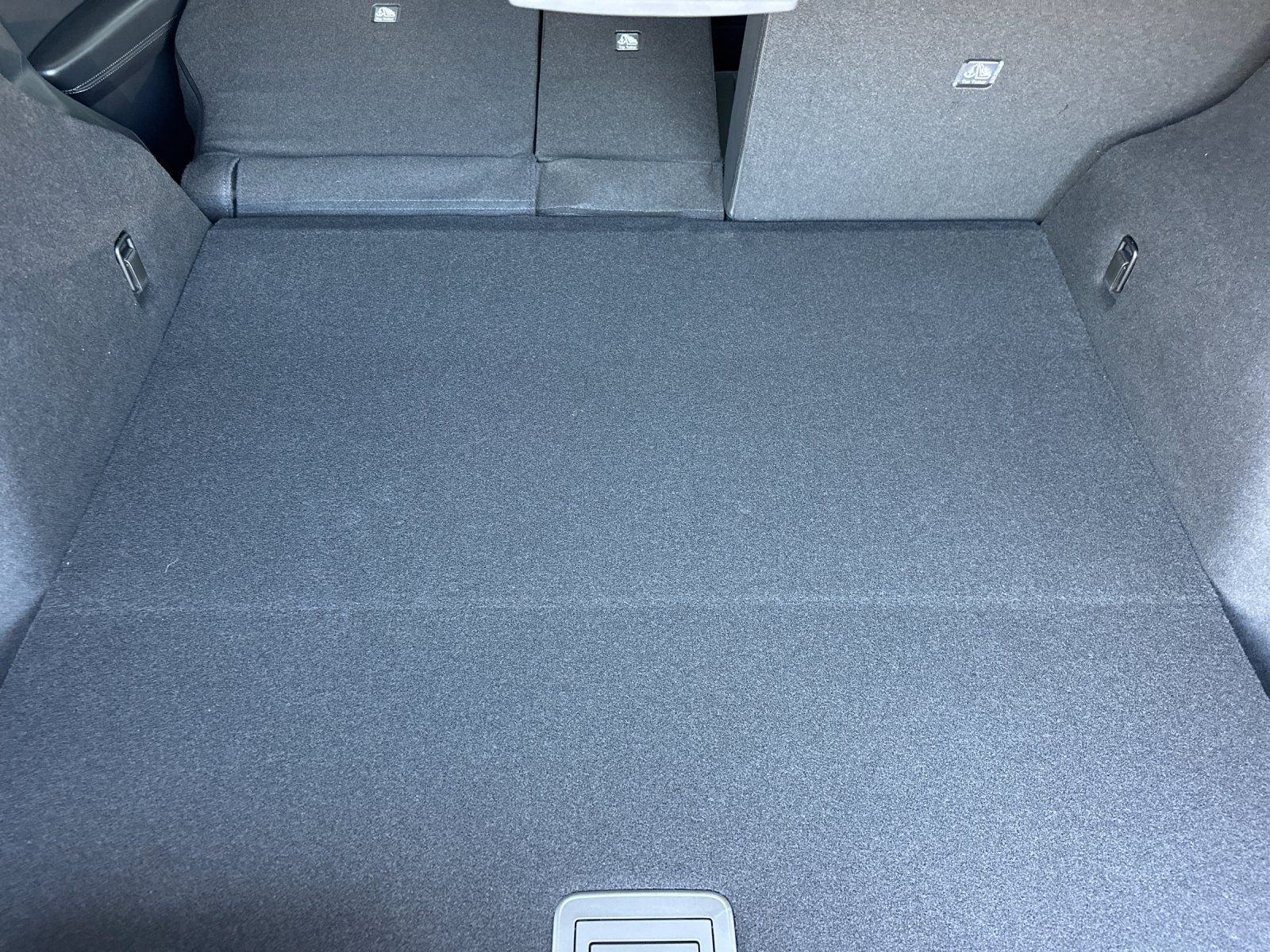 New 2026 Rhodium White Metallic Mazda 2.5 S Preferred AWD image 14