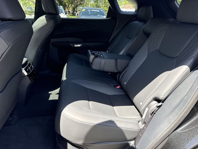 2026 Lexus RX Hybrid 350h - Photo 23