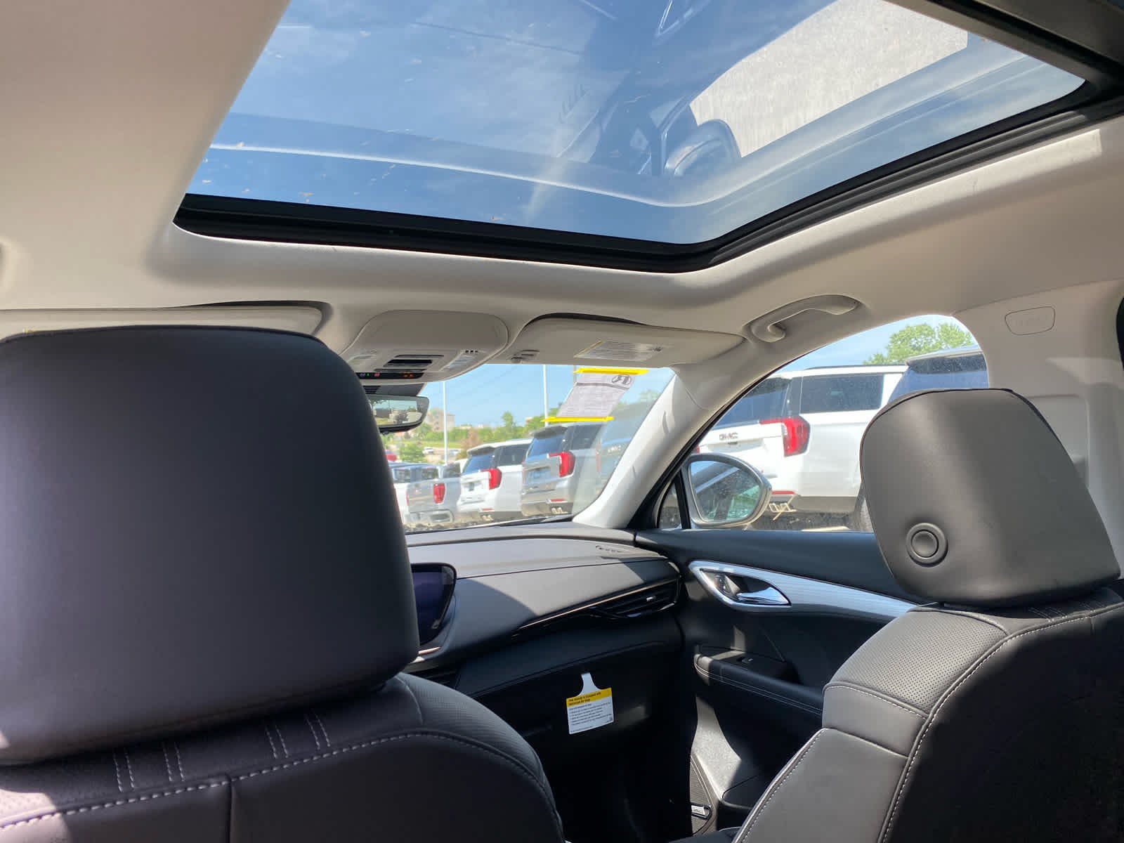 2026 Buick Envision Avenir - Photo 23