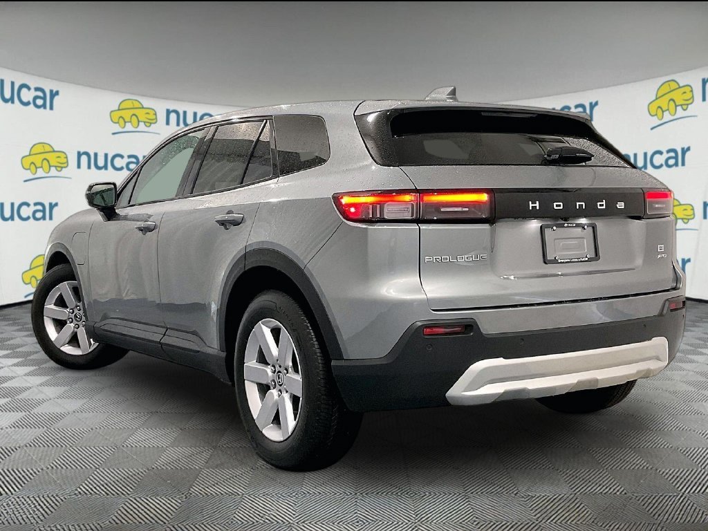 Used 2025 Silver Honda EX image 4