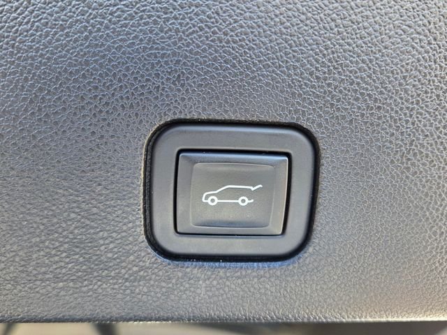 Used 2023 White Cadillac Sport image 15