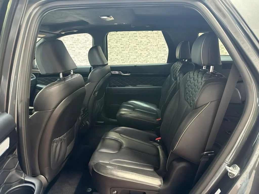 Used 2020 Rainforest Hyundai Limited image 14