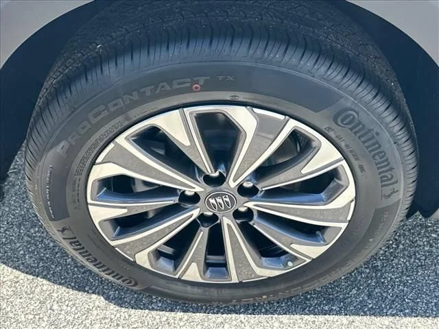 New 2026 Iridescent White Tricoat Buick Preferred image 16