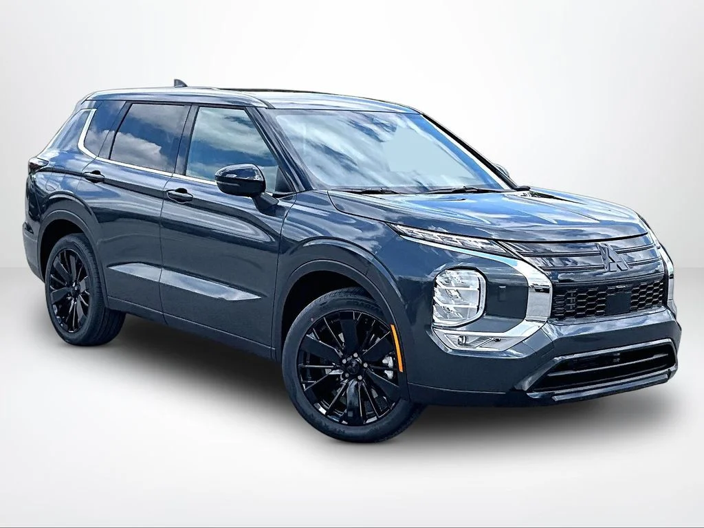 New 2026 Gray Mitsubishi LE image 3