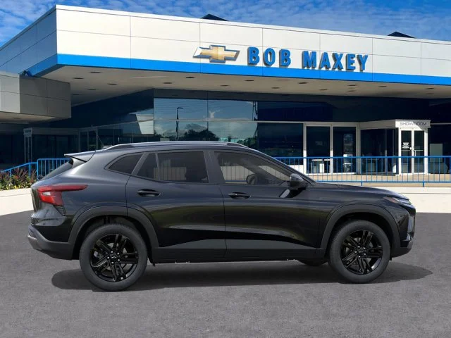 New 2026 Mosaic Black Metallic Chevrolet ACTIV image 5