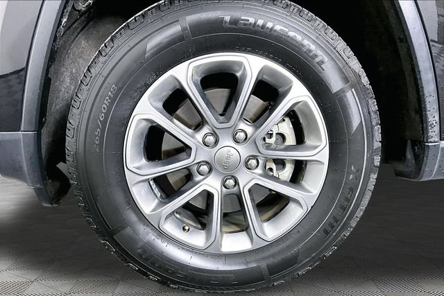 Used 2014 Black Jeep Limited image 31