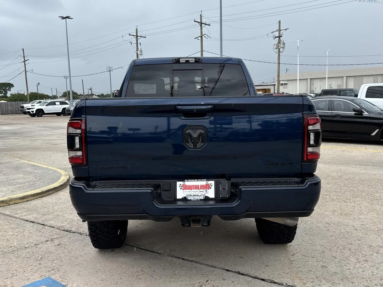 Used 2022 Patriot Blue Pearlcoat Ram Limited image 6