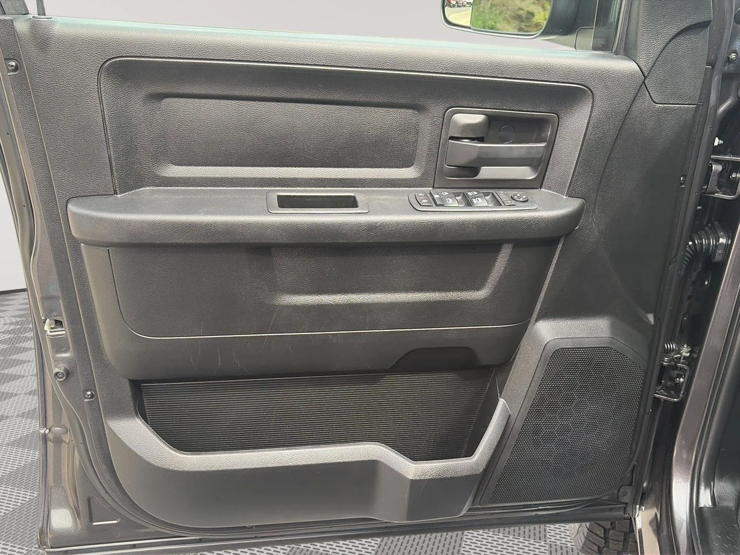 Certified Used 2020 Granite Crystal Metallic Clearcoat Ram Tradesman image 23