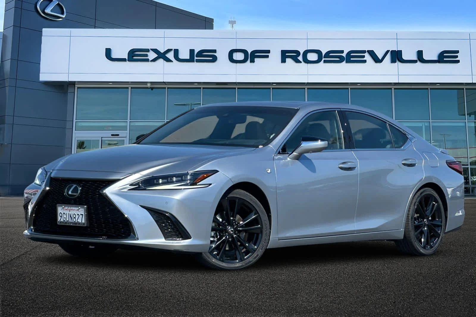 2023 Lexus ES F SPORT Handling