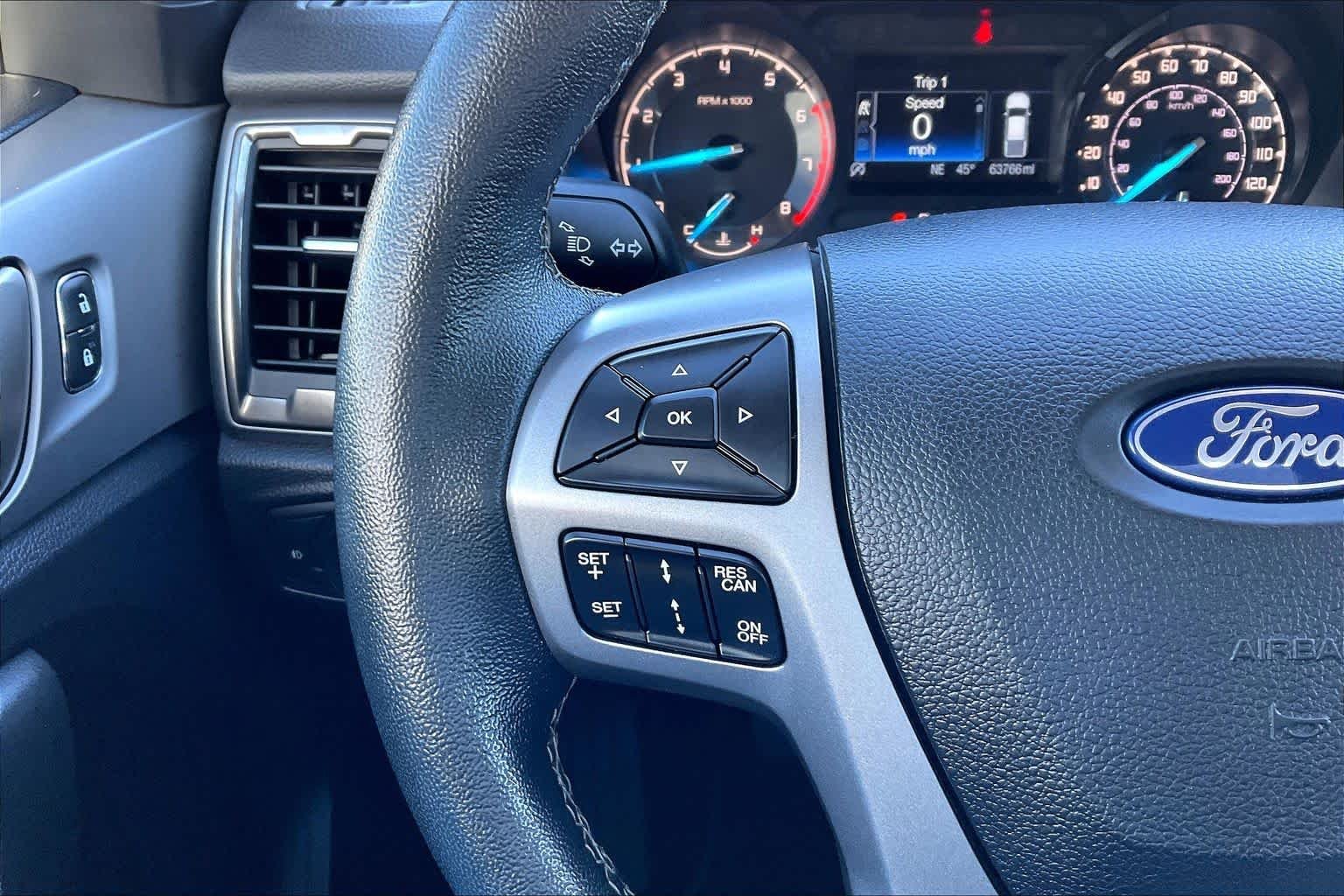 Used 2020 Oxford White Ford XLT image 23