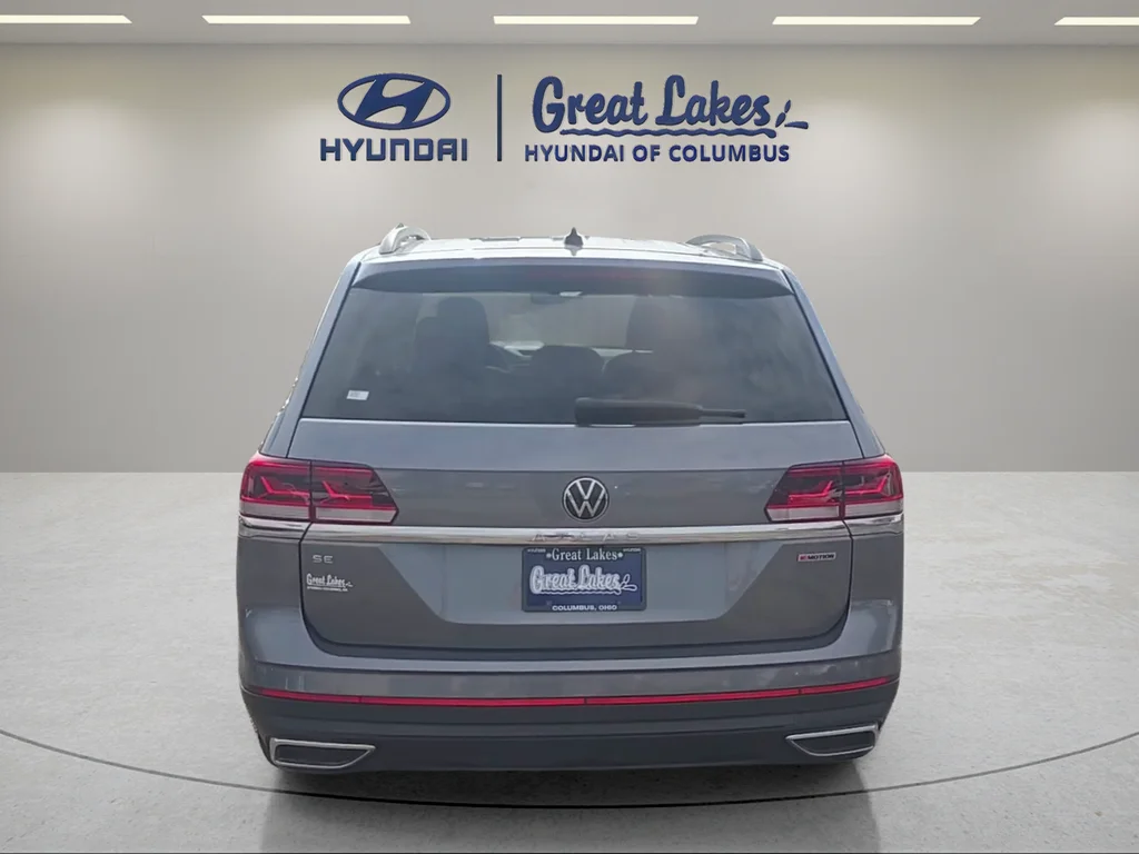 Used 2022 Gray Volkswagen 2.0T SE image 4