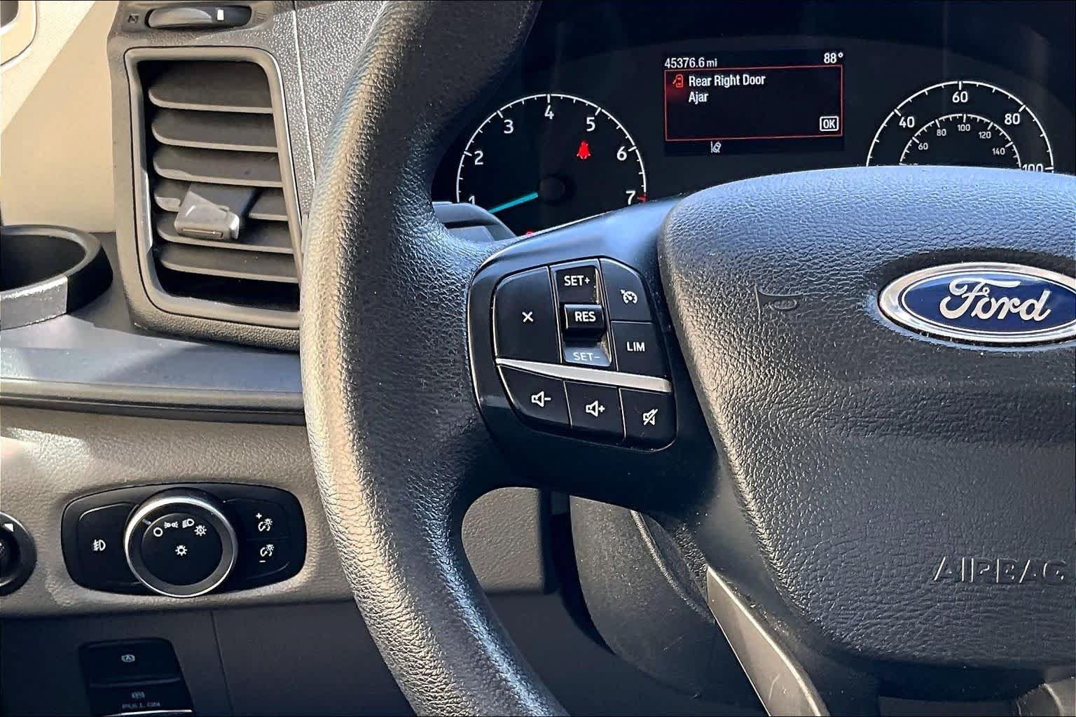 Used 2023 Oxford White Ford XLT image 24