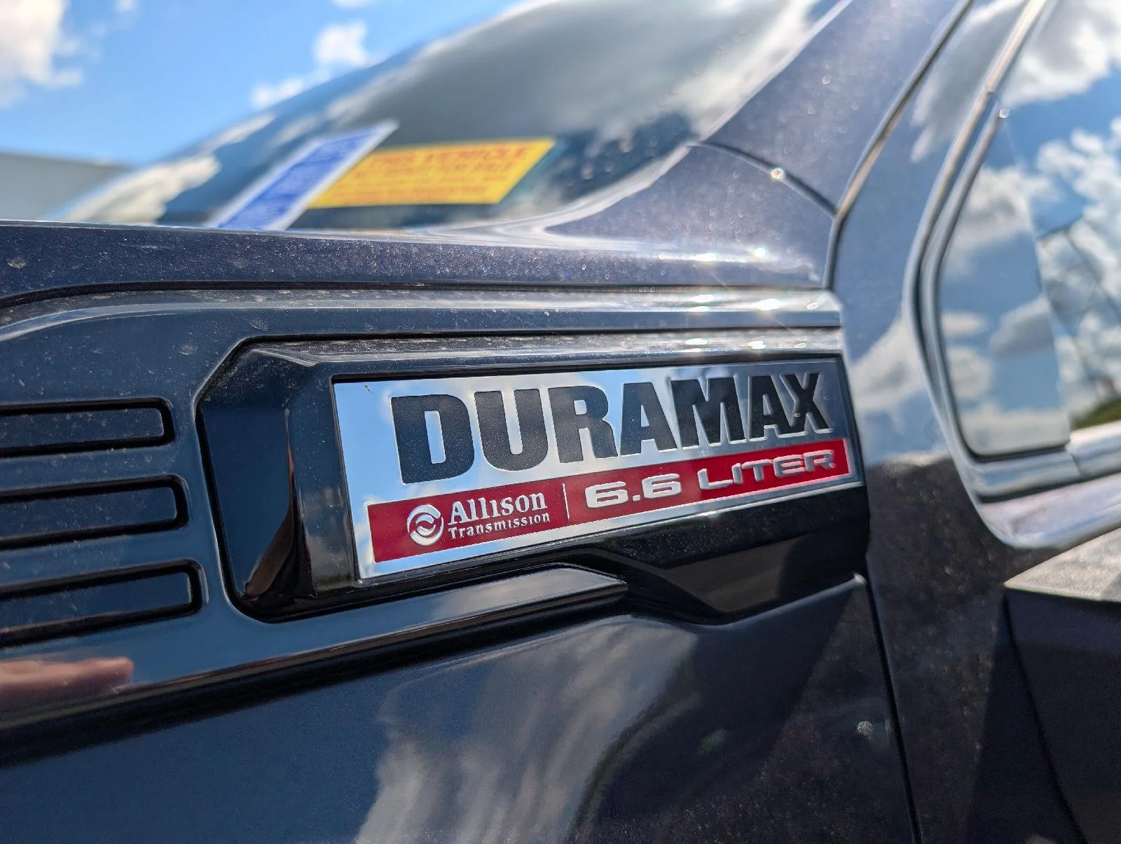 Used 2024 Titanium Rush Metallic GMC AT4 image 5