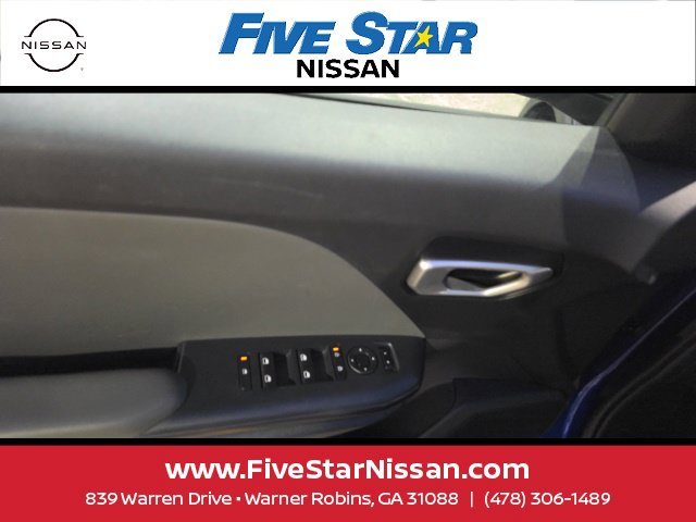 Used 2025 Blue Kia LXS image 8