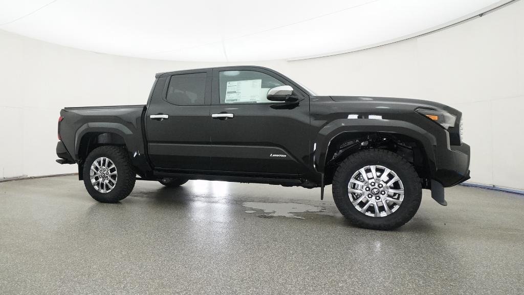 2025 Toyota Tacoma Limited - Photo 31