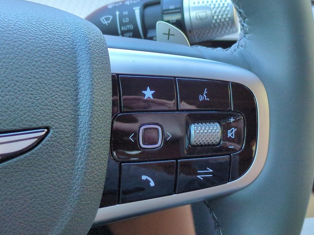 New 2026 White Genesis 3.5T ADVANCED image 16