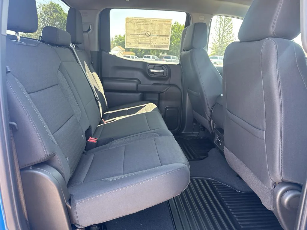2025 Chevrolet Silverado 1500 Custom - Photo 13