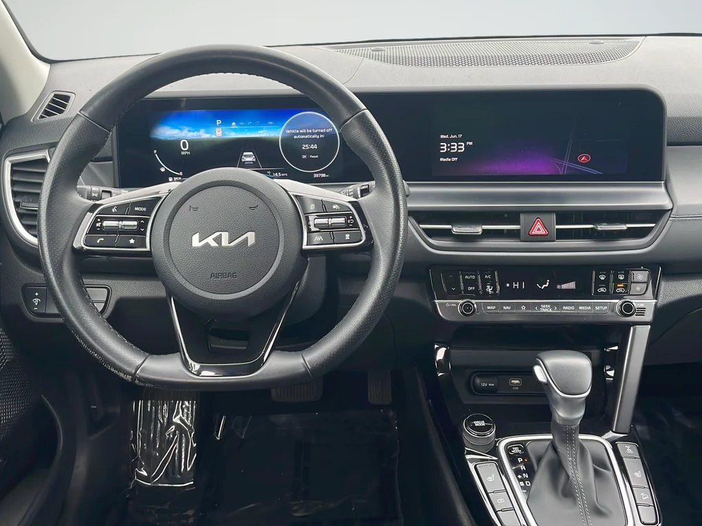 Used 2024 Gray Kia SX image 11