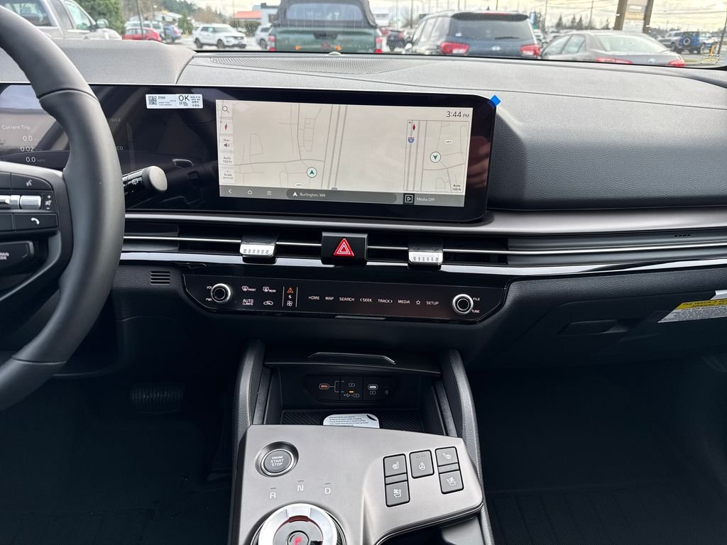 New 2026 Snow White Pearl Kia SX Prestige image 24