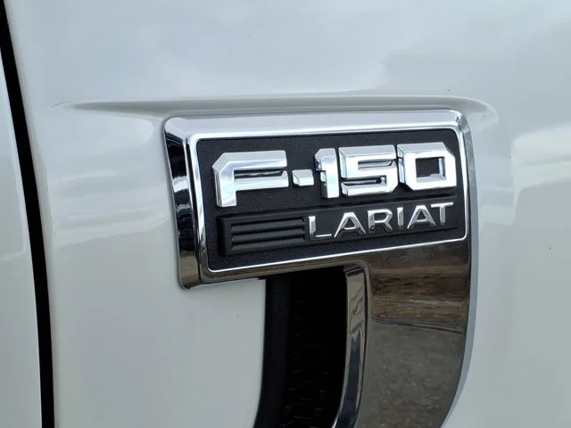 New 2026 Star White Metallic Tri-Coat Ford Lariat image 31
