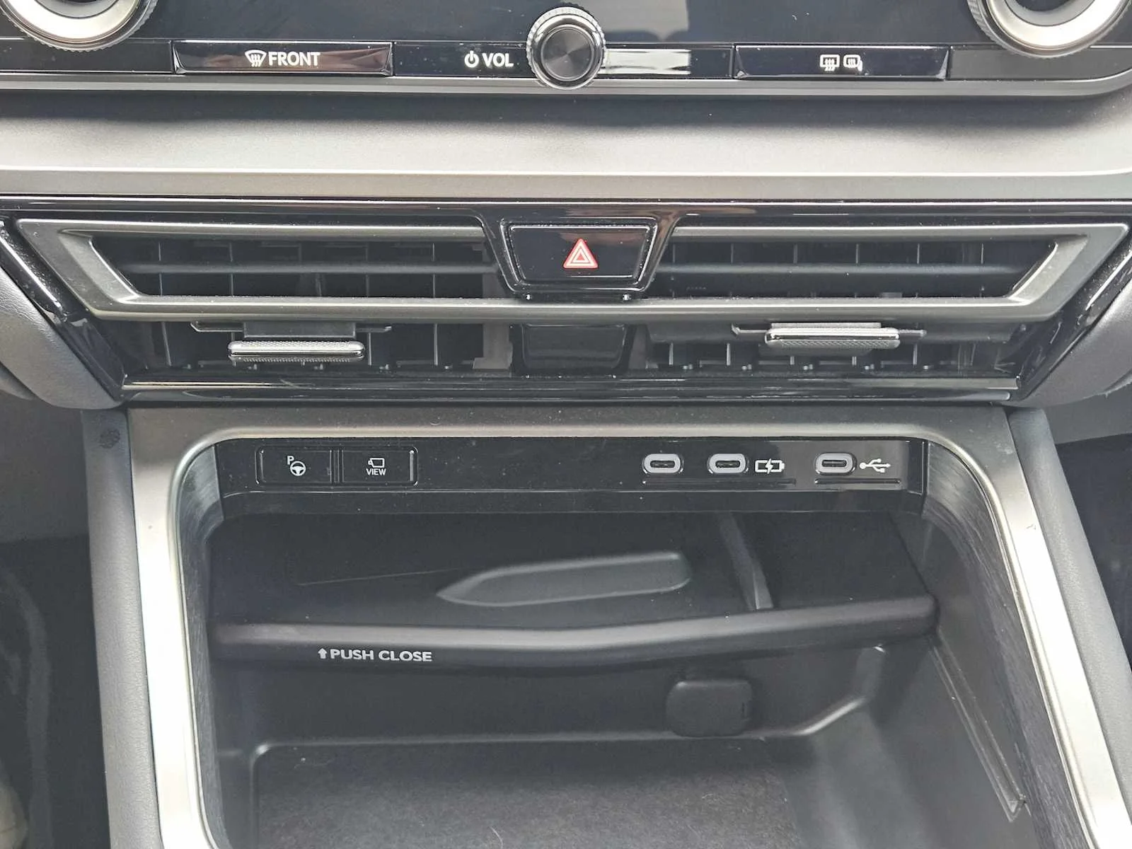 Certified Used 2024 Caviar Lexus Luxury image 13