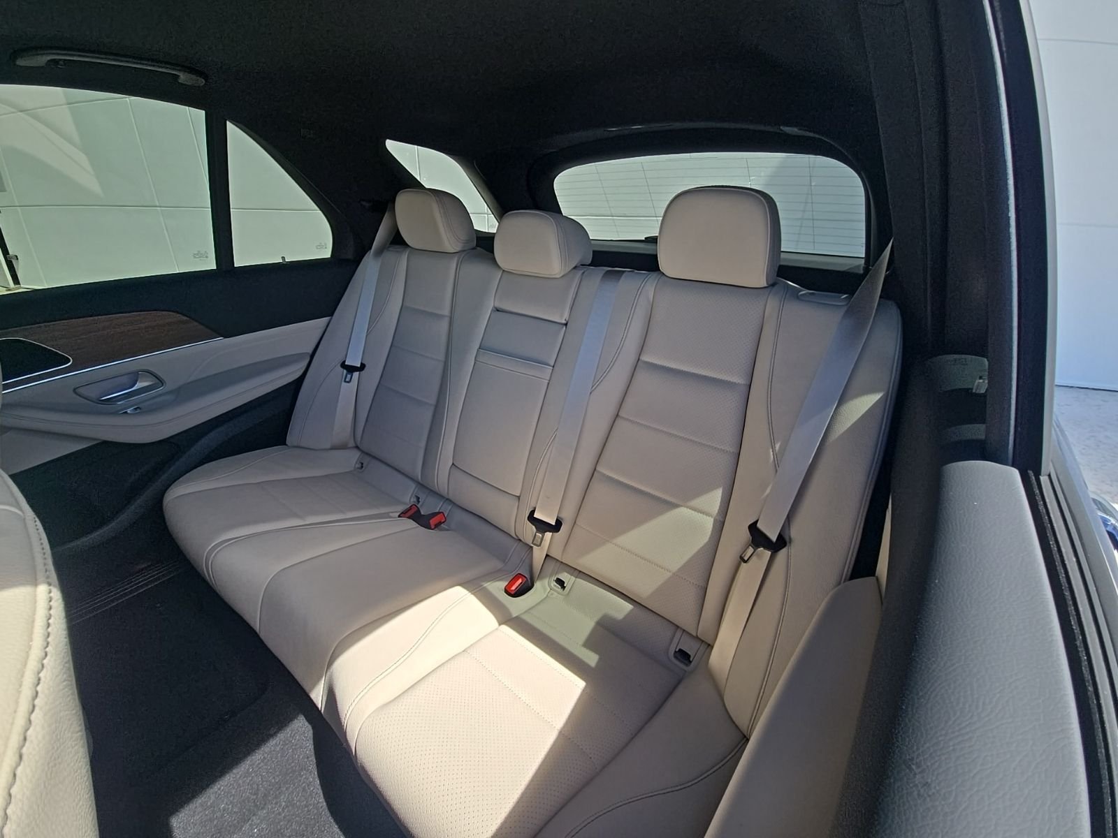 New 2026 Twilight Blue Metallic Mercedes-Benz GLE 350 image 4