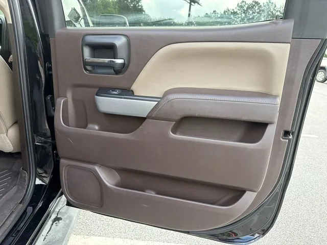 Used 2018 BLACK Chevrolet LTZ image 16