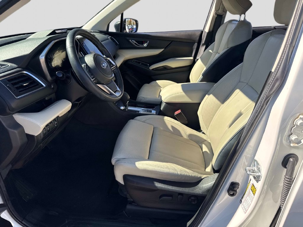 Used 2025 White Subaru Limited image 20