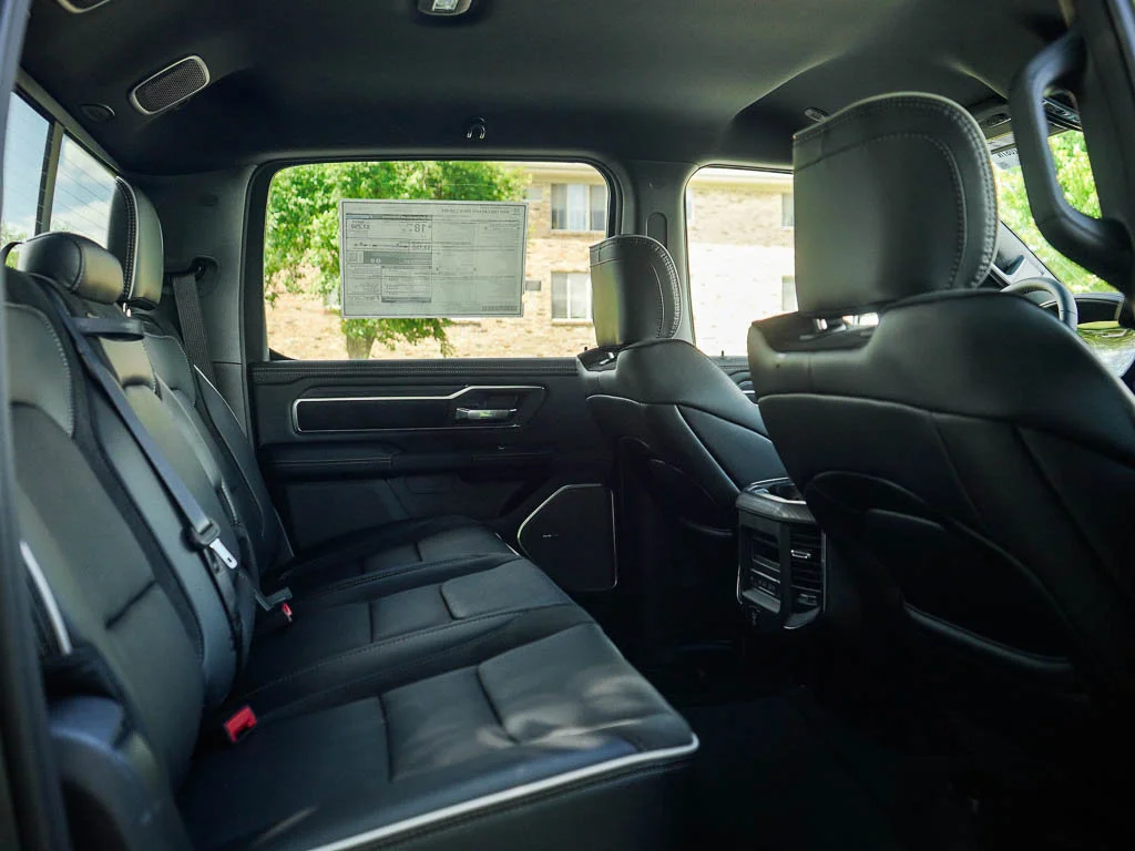 New 2026 Granite Crystal Metallic Clearcoat RAM Laramie image 10