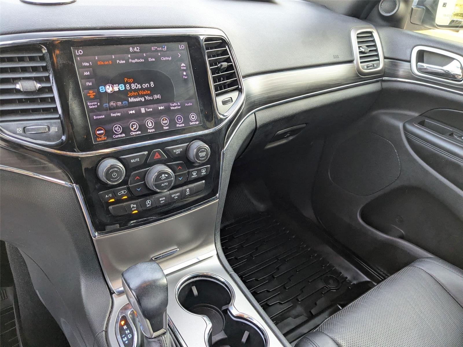 Used 2020 Granite Crystal Metallic Clearcoat Jeep Limited image 19