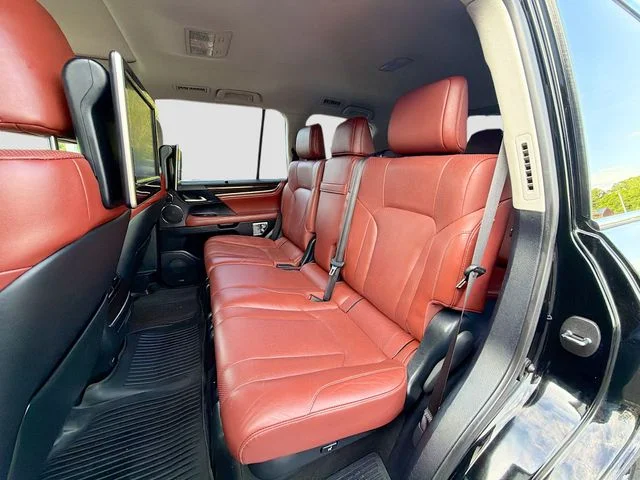 Used 2020 Black Lexus 570 image 22