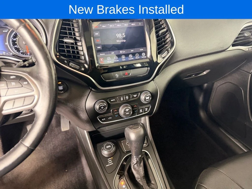 Used 2019 Jeep Cherokee Limited with VIN 1C4PJMDN8KD167484 for sale in Elk River, Minnesota
