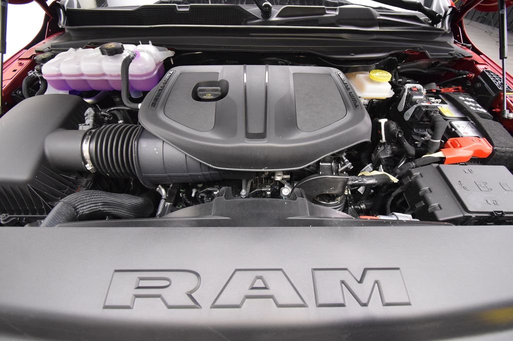 New 2026 Molten Red Pearl-Coat Exterior Paint RAM Laramie image 17
