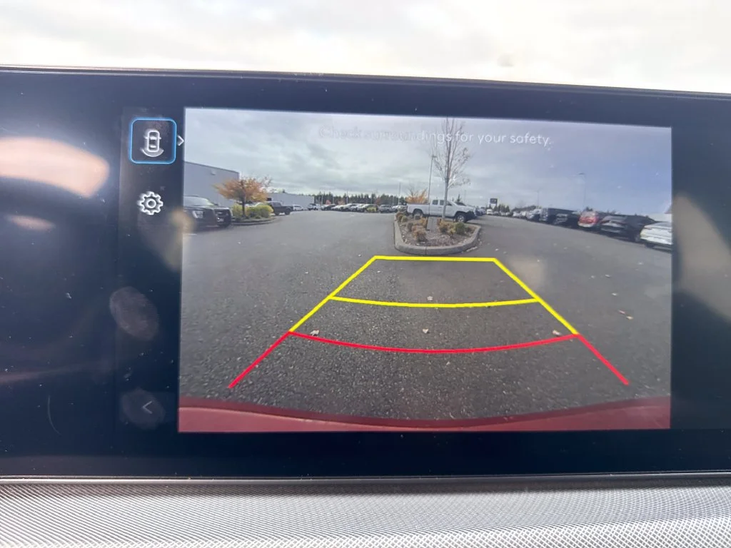 Certified Used 2025 Red Hyundai SEL image 28