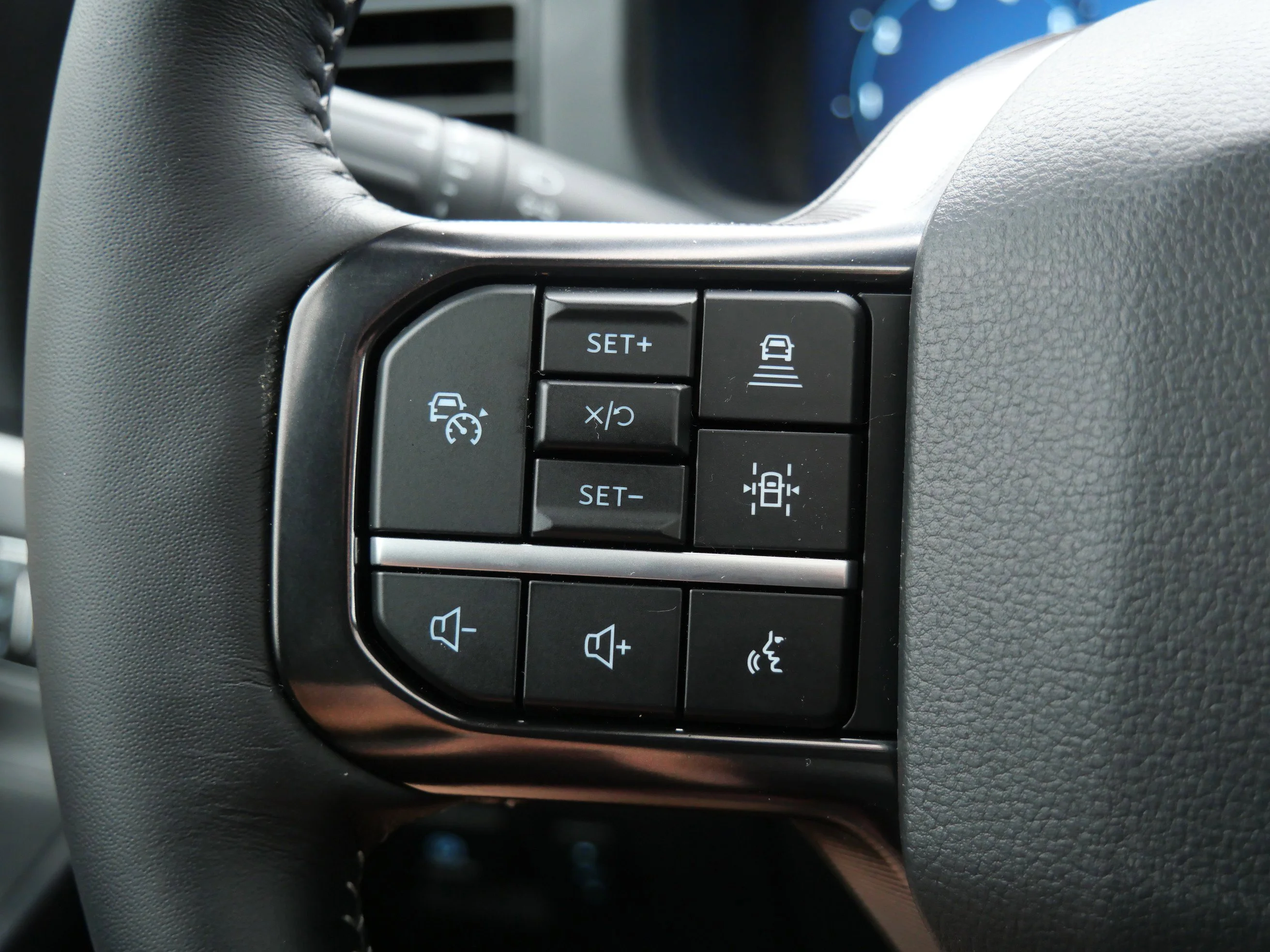 New 2026 Agate Black Metallic Ford Platinum® image 20