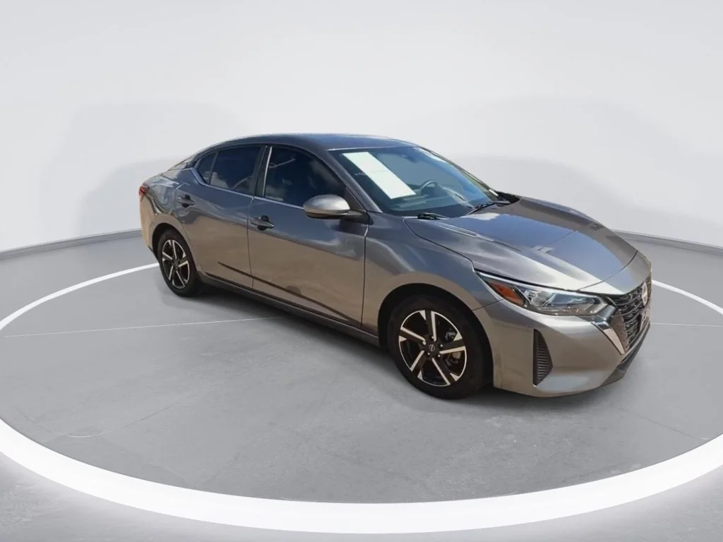 Used 2024 Gray Nissan SV image 2