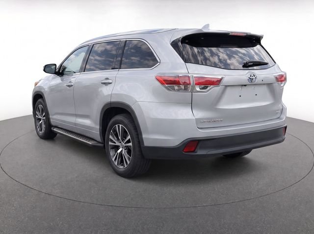Used 2023  Acura Technology Package image 3
