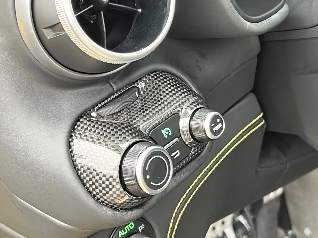 Used 2022 Yellow Ferrari M image 35